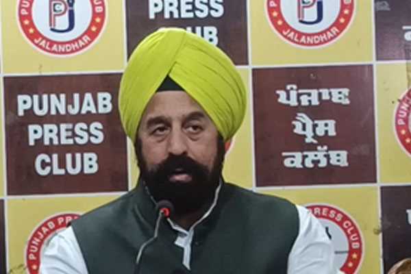 आप-कांग्रेस पंजाब में एक-दूसरे के खिलाफ होने का नाटक कर रही : आरपी सिंह